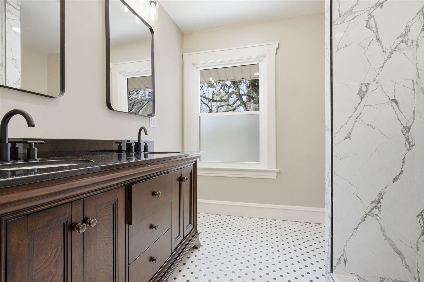 Bloomington, IL 61701