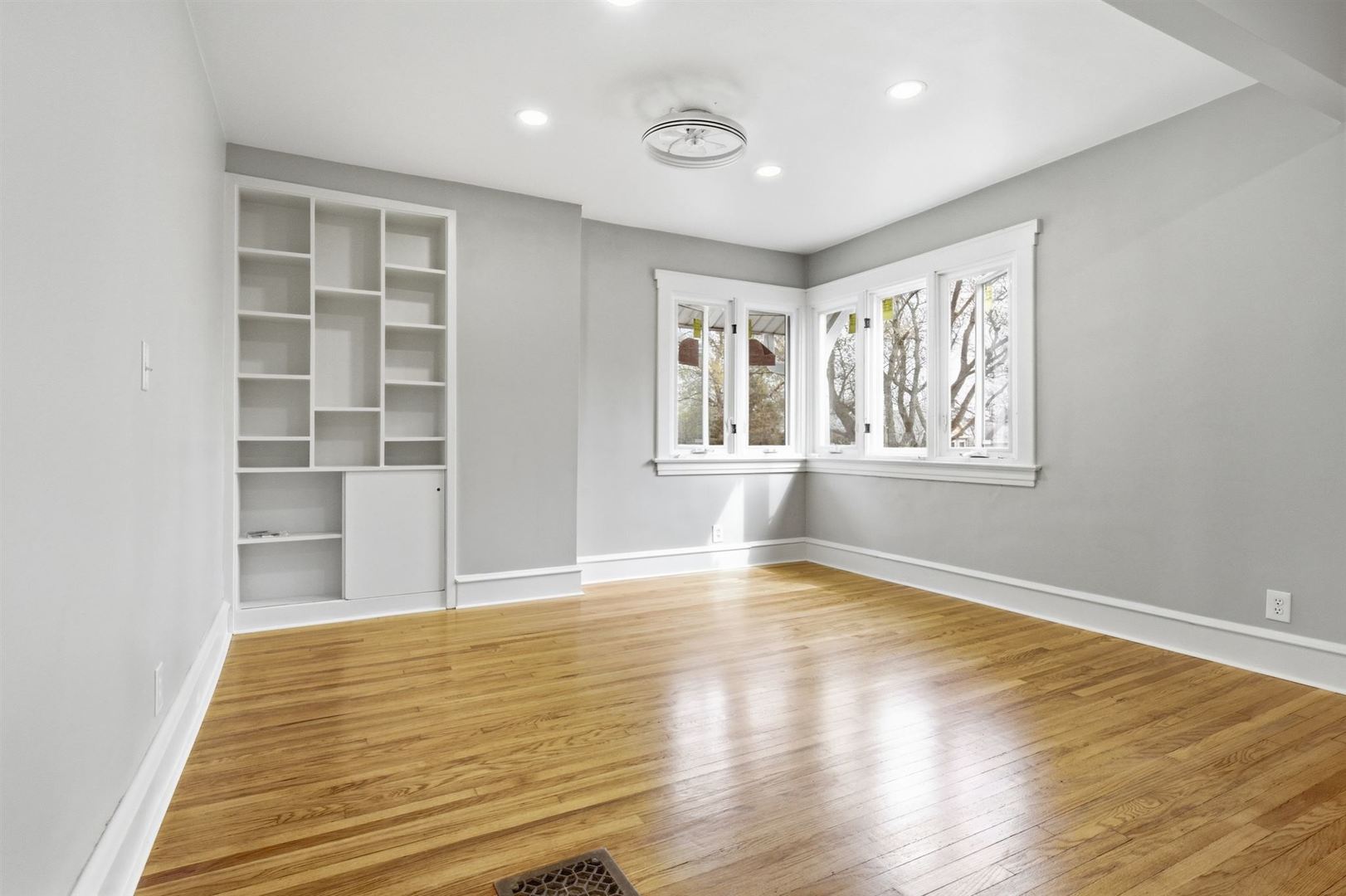 Bloomington, IL 61701