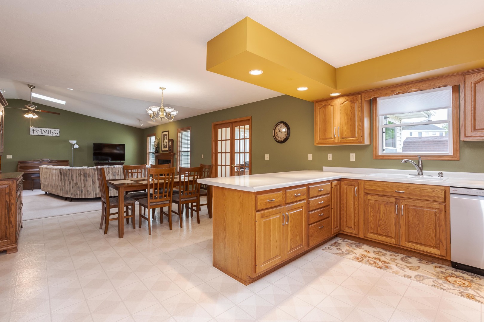 608 N Cherokee Lane, Pontiac, IL 61764