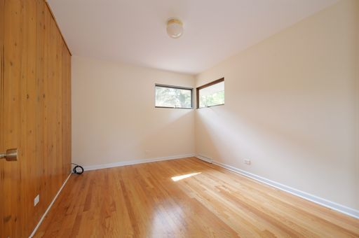 220 Elmwood Drive, Naperville, IL 60540