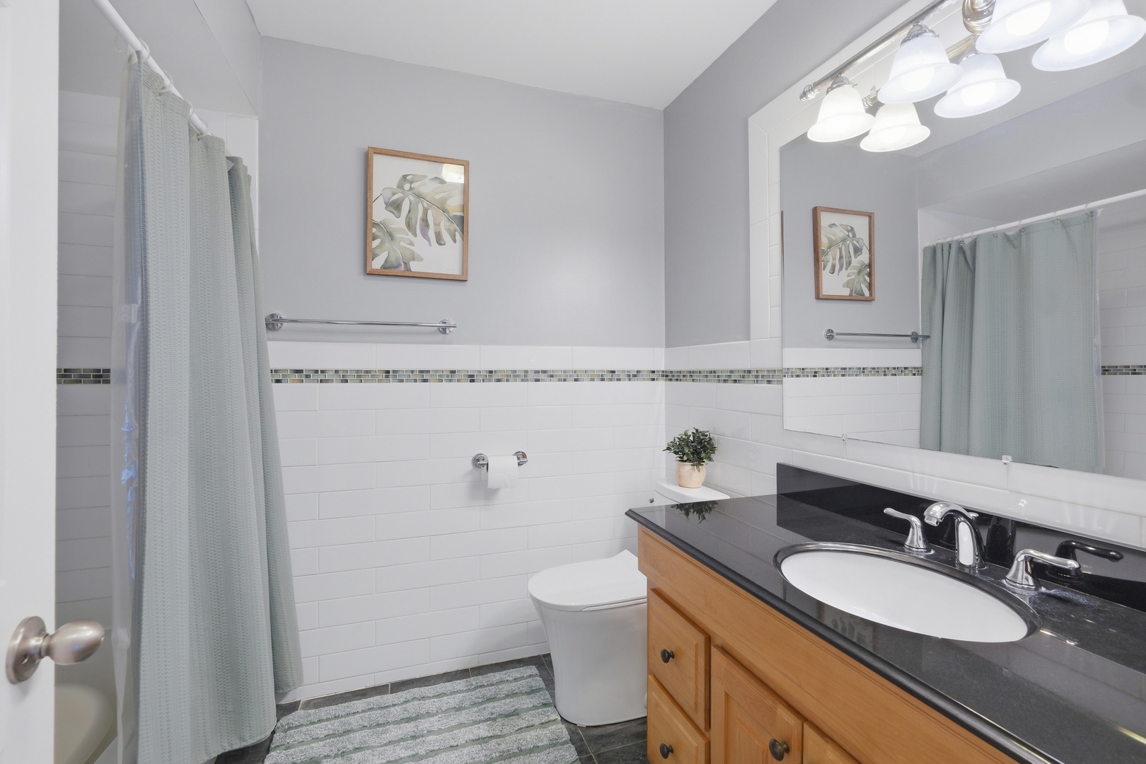 1525 N Arlington Heights Road #D, Arlington Heights, IL 60004