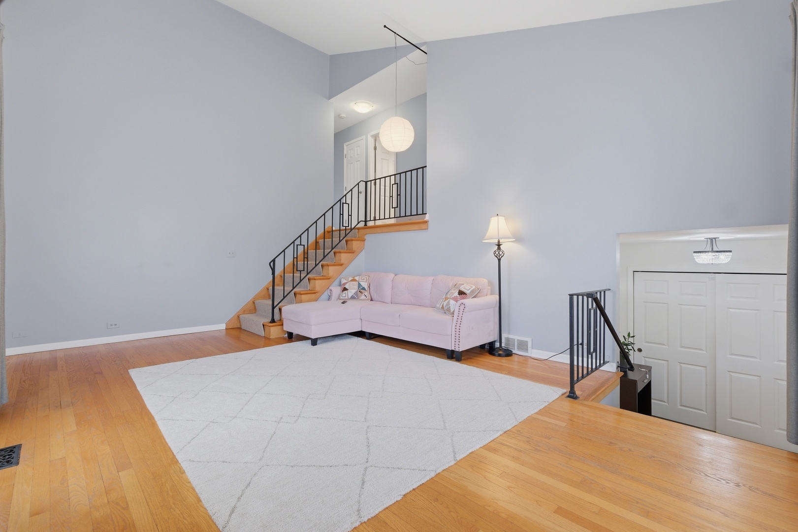 1525 N Arlington Heights Road #D, Arlington Heights, IL 60004