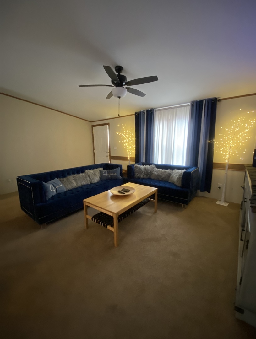 50 CANDLELIGHT Drive #50, Sauk Village, IL 60411