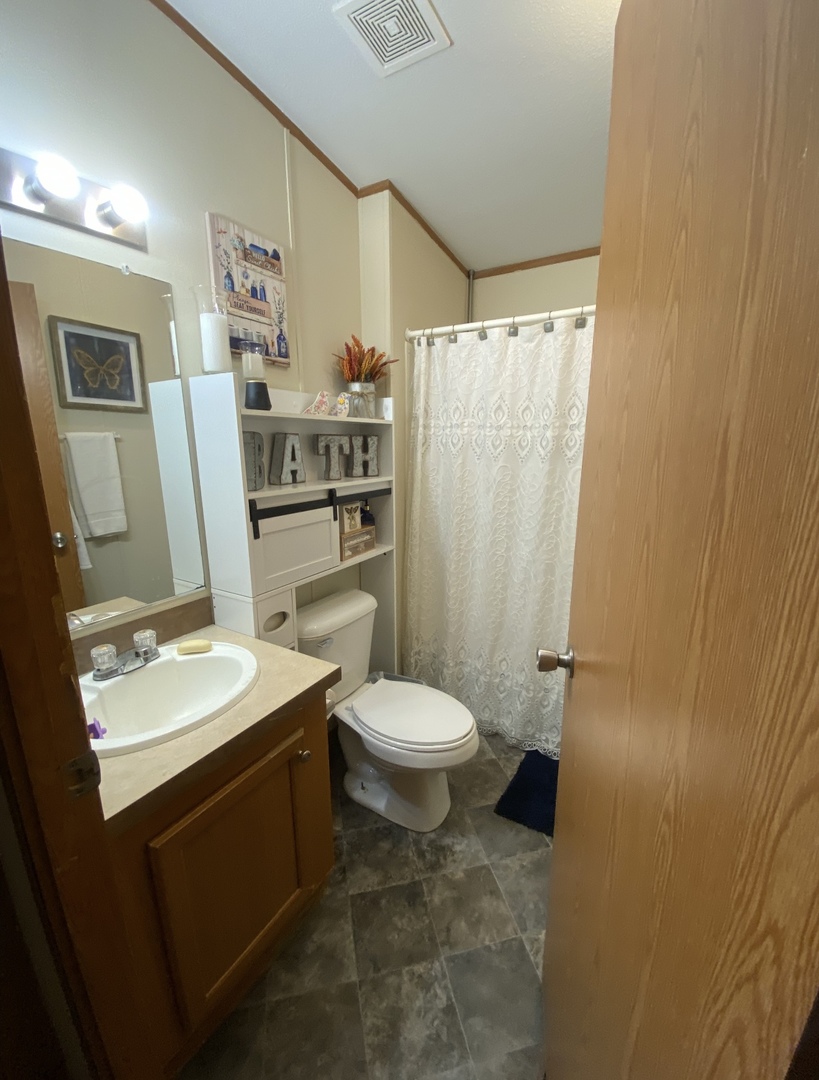 50 CANDLELIGHT Drive #50, Sauk Village, IL 60411