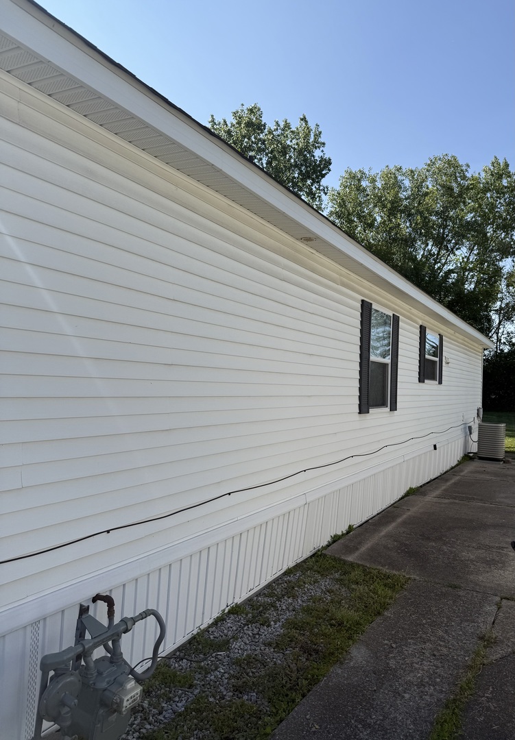 50 CANDLELIGHT Drive #50, Sauk Village, IL 60411