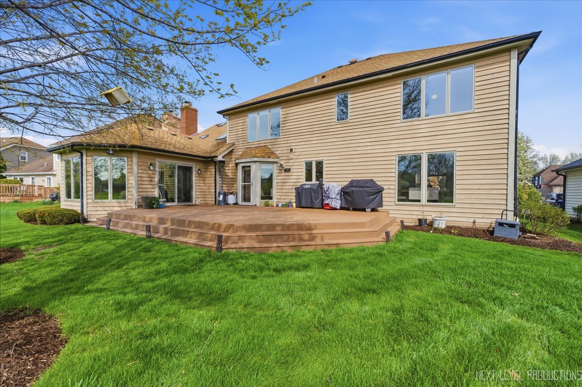 1872 Jahns Drive, Wheaton, IL 60189