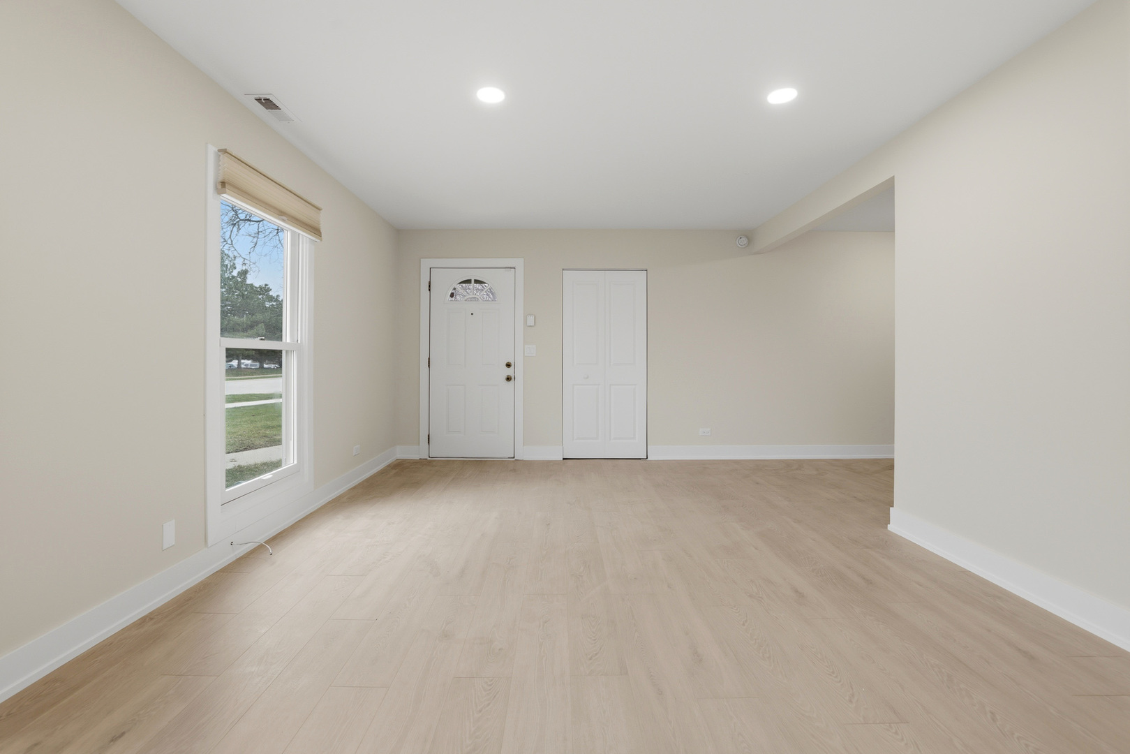 763 Wellington Avenue #763, Elk Grove Village, IL 60007