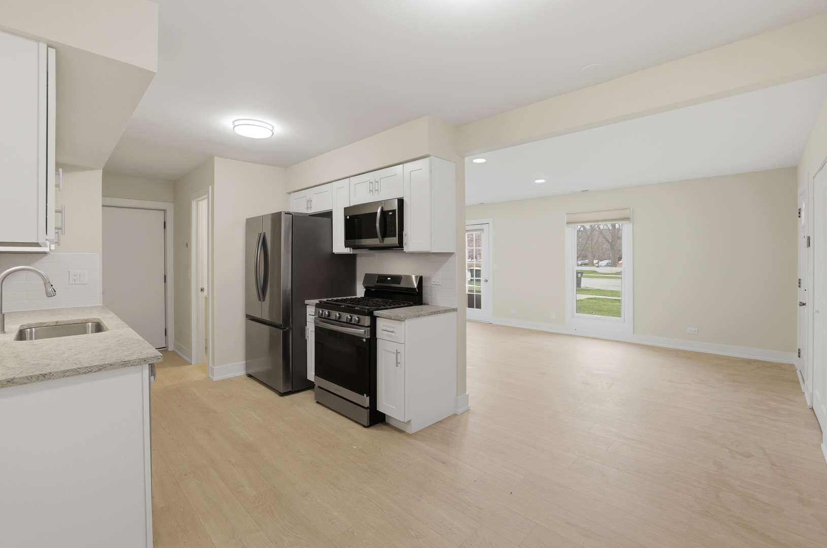 763 Wellington Avenue #763, Elk Grove Village, IL 60007