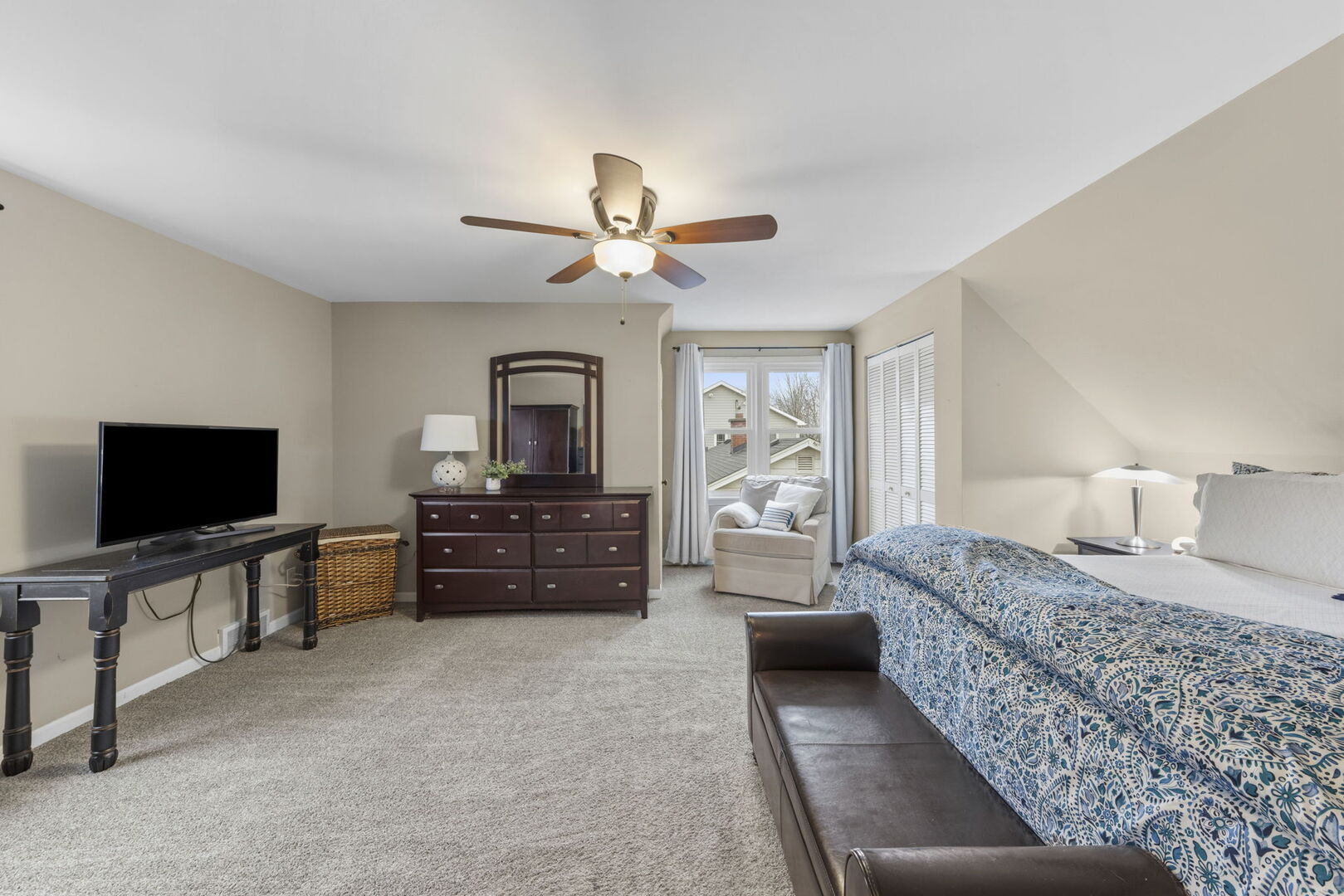 218 S Fairfield Avenue, Lombard, IL 60148