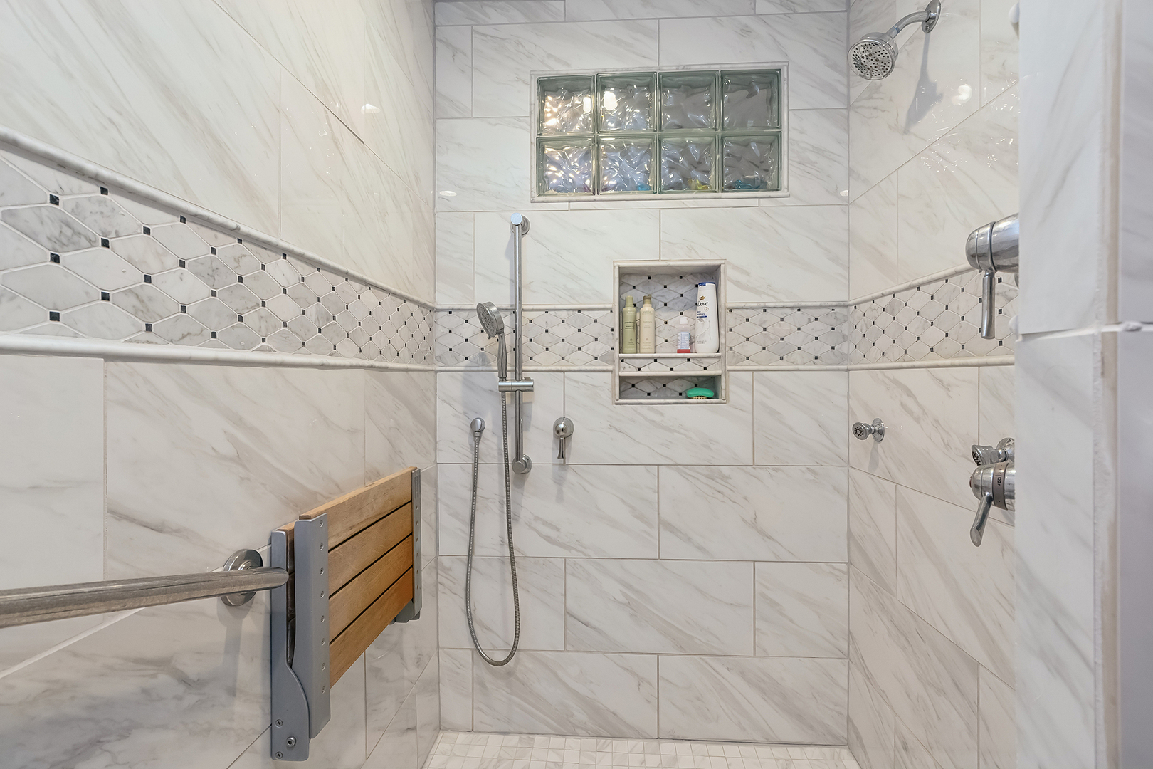 8838 W Manhattan Monee Road, Frankfort, IL 60423