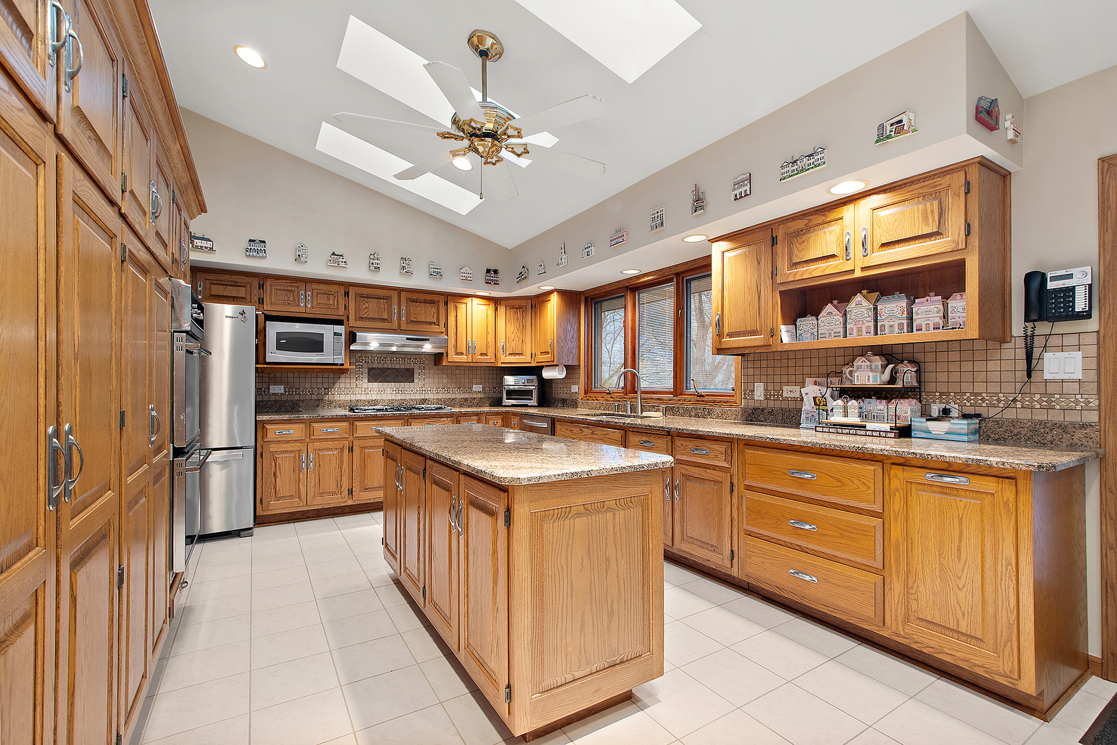 8838 W Manhattan Monee Road, Frankfort, IL 60423