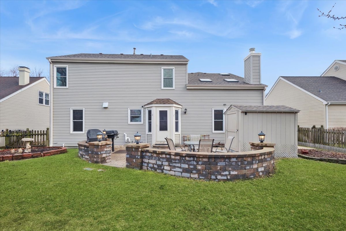 3195 Village Green Drive, Aurora, IL 60504