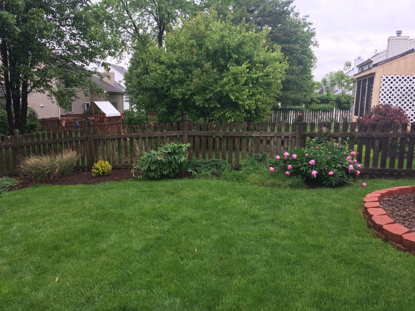 3195 Village Green Drive, Aurora, IL 60504