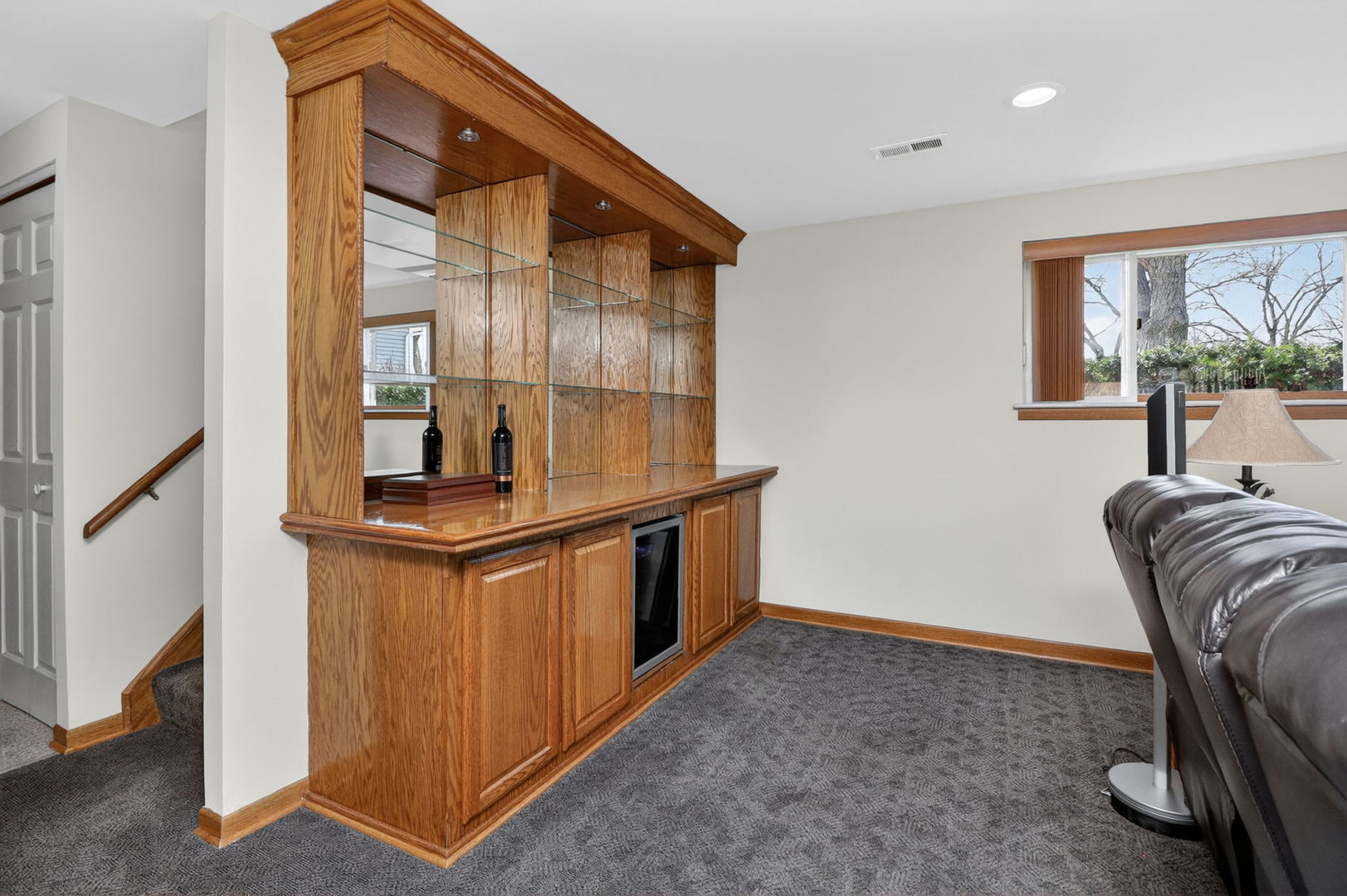 906 Jeffery Court, Schaumburg, IL 60193