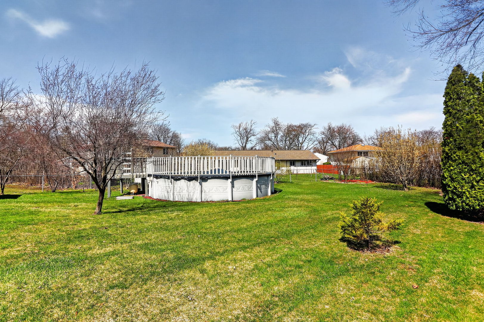 906 Jeffery Court, Schaumburg, IL 60193