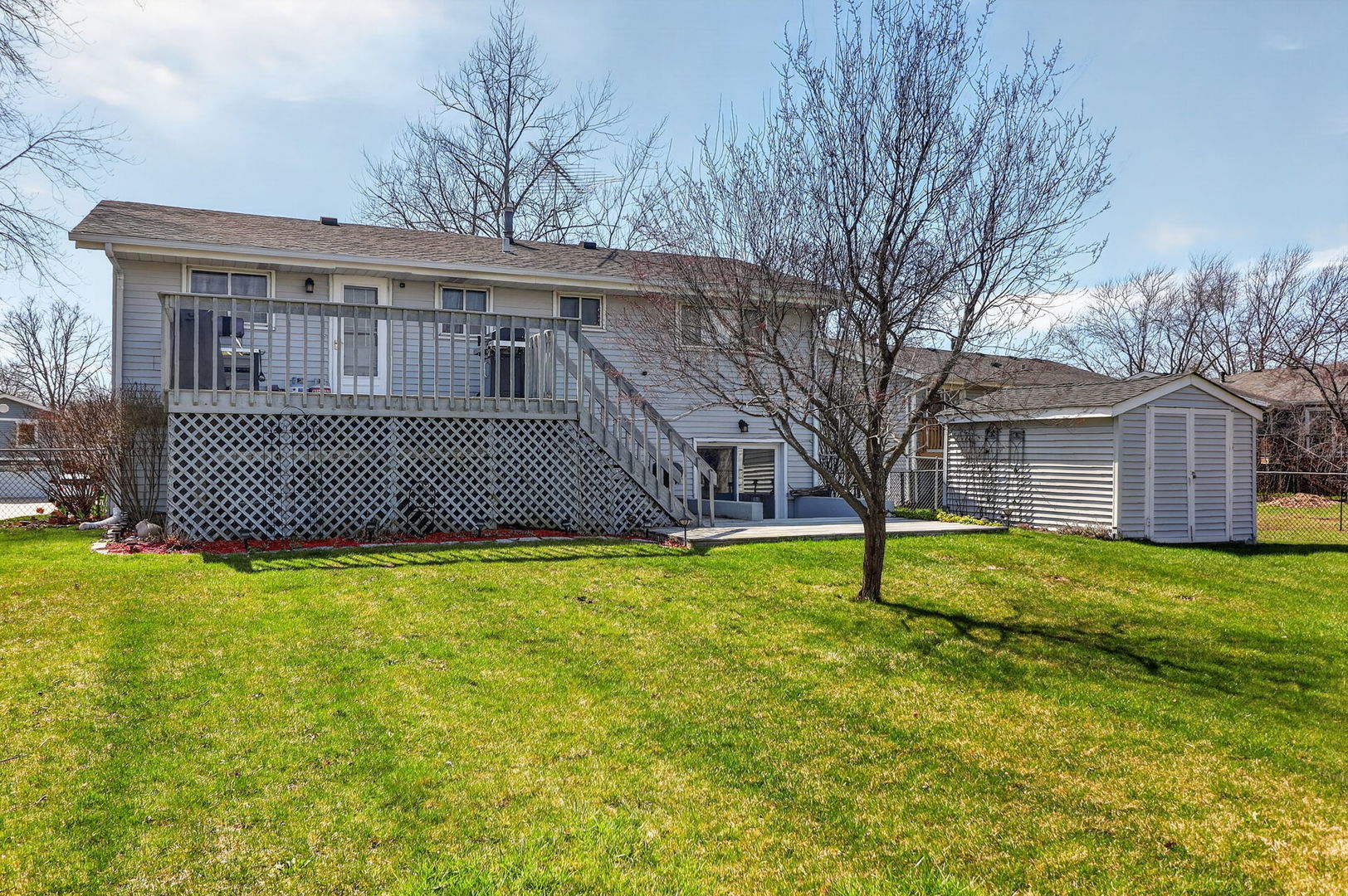 906 Jeffery Court, Schaumburg, IL 60193