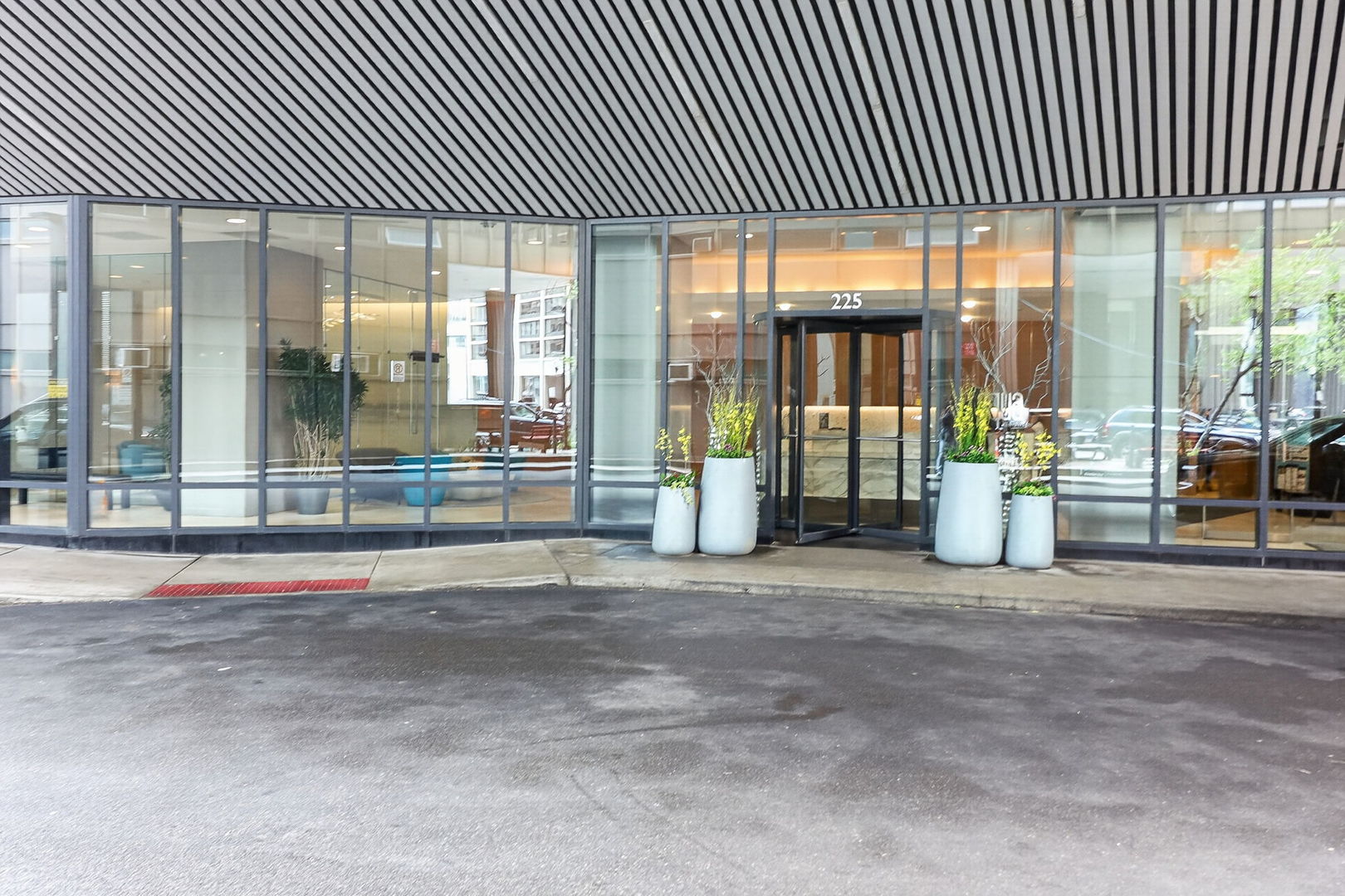 225 N Columbus Drive #5411, Chicago, IL 60601