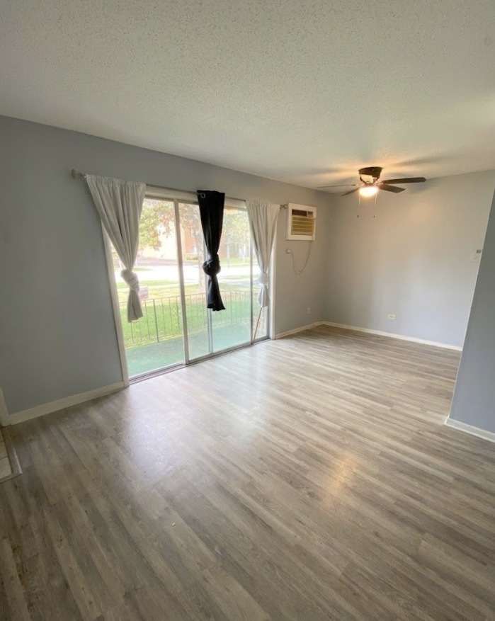 5739 129th Street #1B, Crestwood, IL 60418