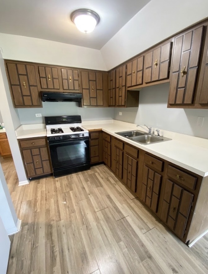 5739 129th Street #1B, Crestwood, IL 60418