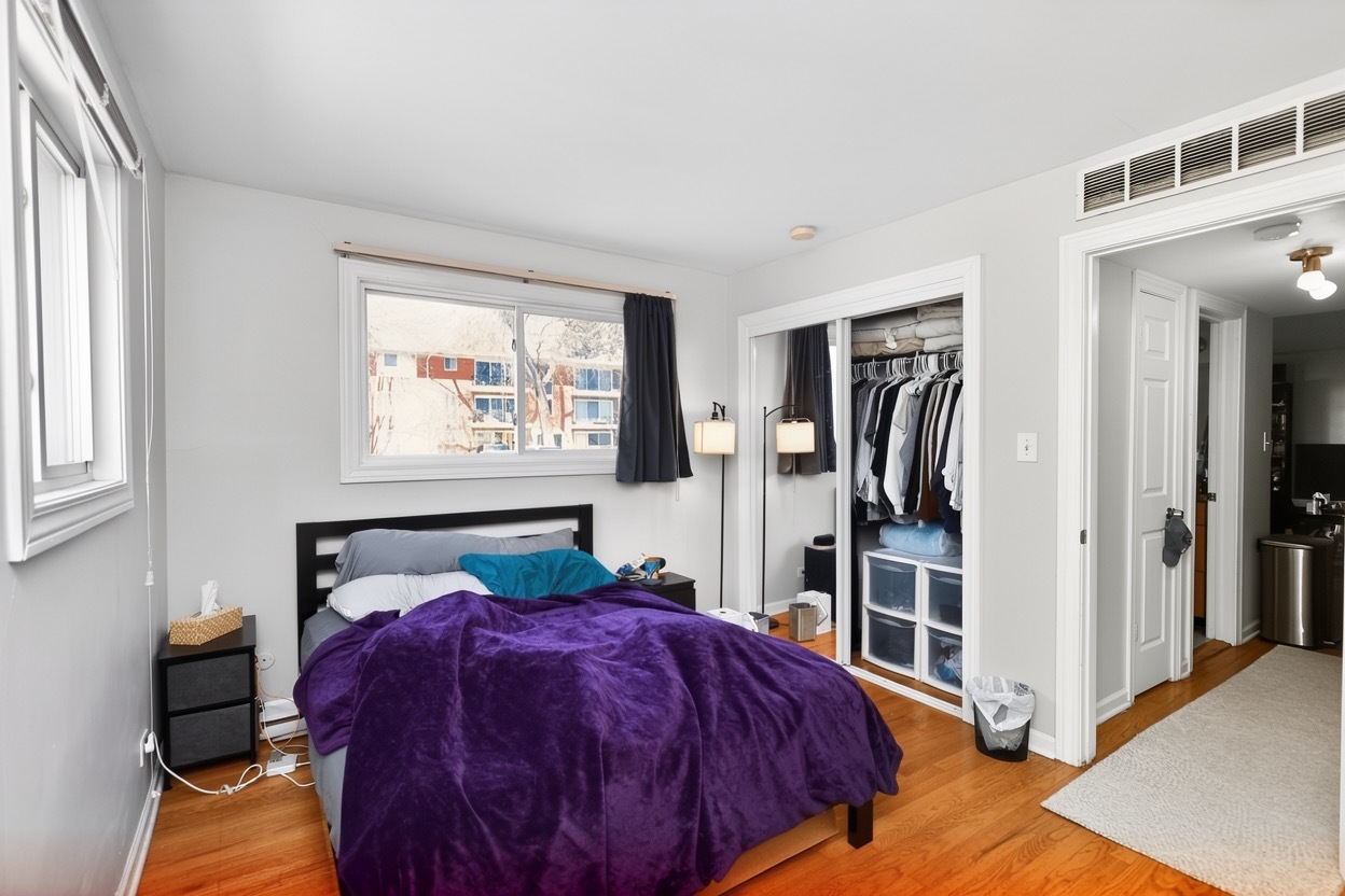 10111 Old Orchard Court #102, Skokie, IL 60076