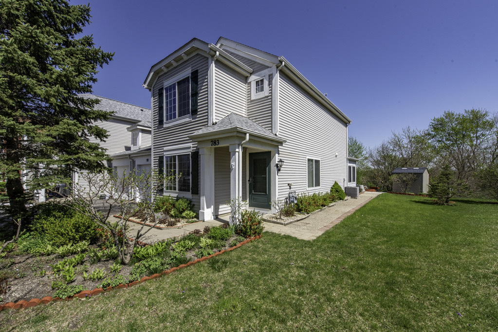 783 S Providence Lane, Round Lake, IL 60073