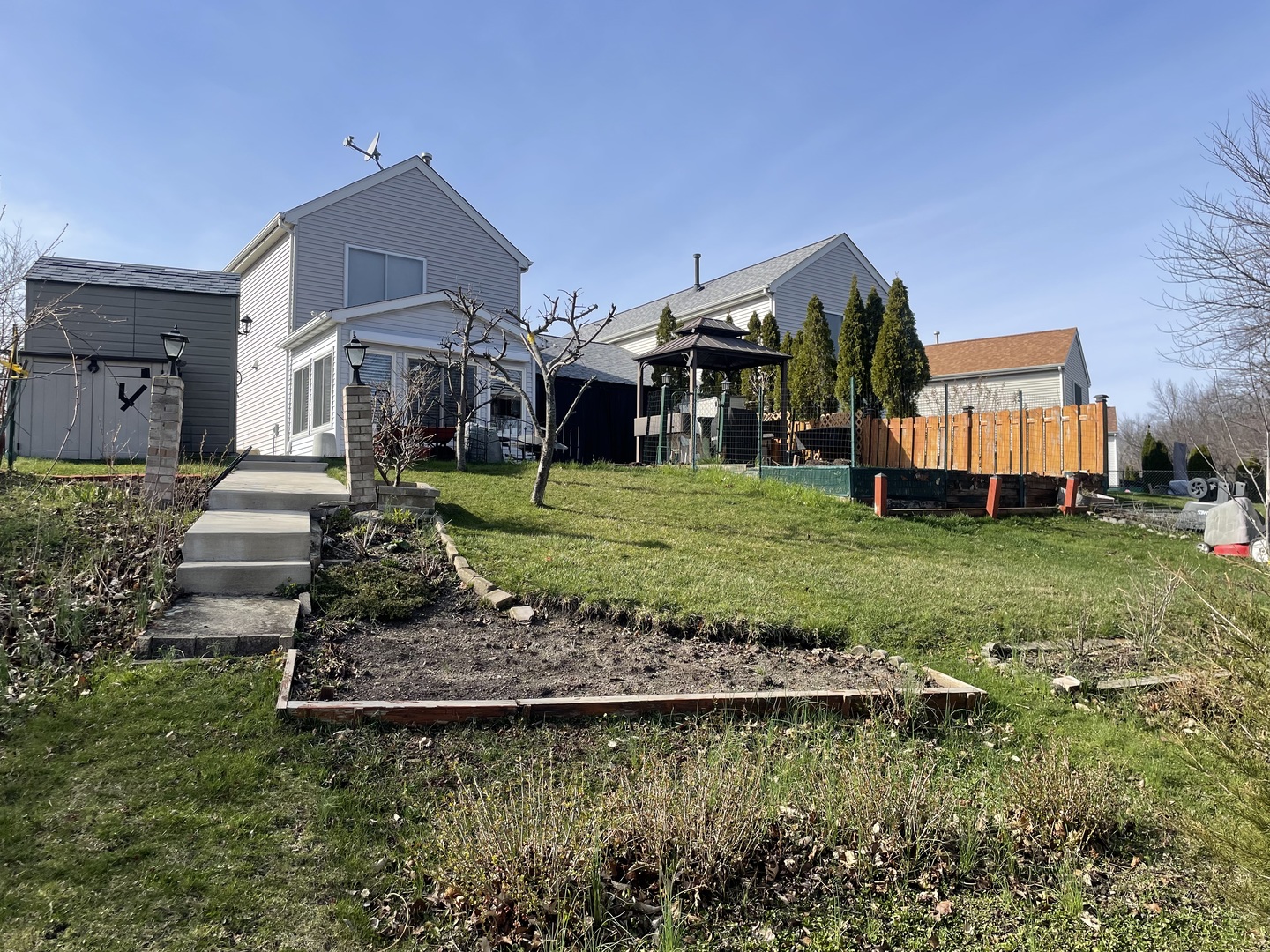 783 S Providence Lane, Round Lake, IL 60073