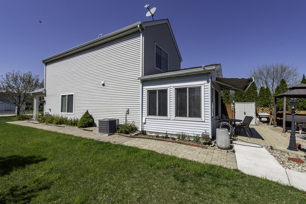 783 S Providence Lane, Round Lake, IL 60073