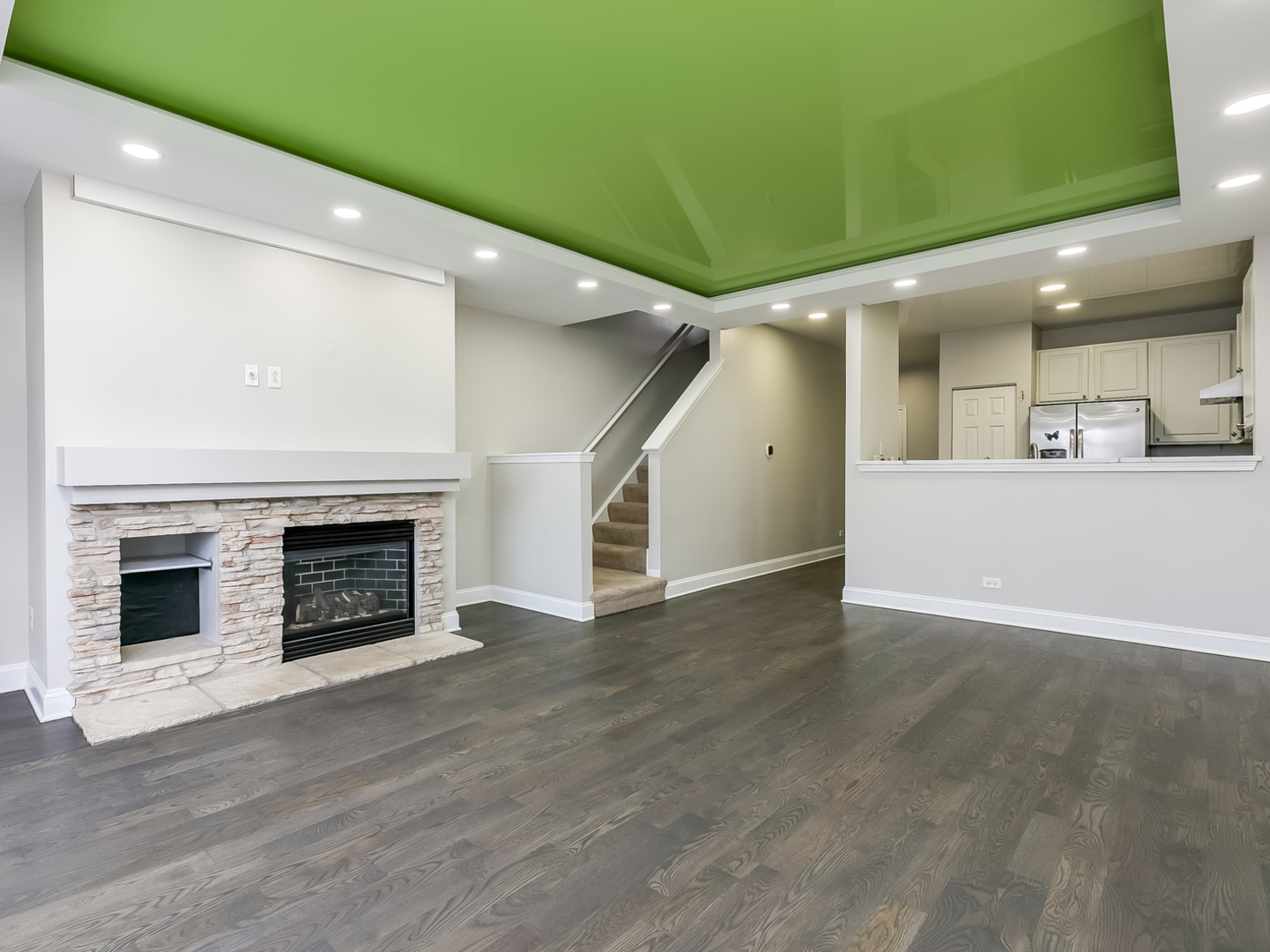 2331 Overlook Court, Naperville, IL 60563