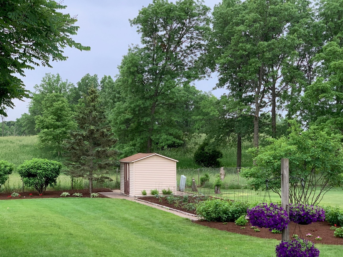 2340 Appleby Drive, Wheaton, IL 60189