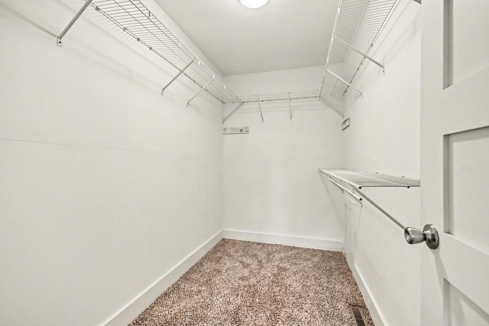 2311 Bluebell Court, Aurora, IL 60506