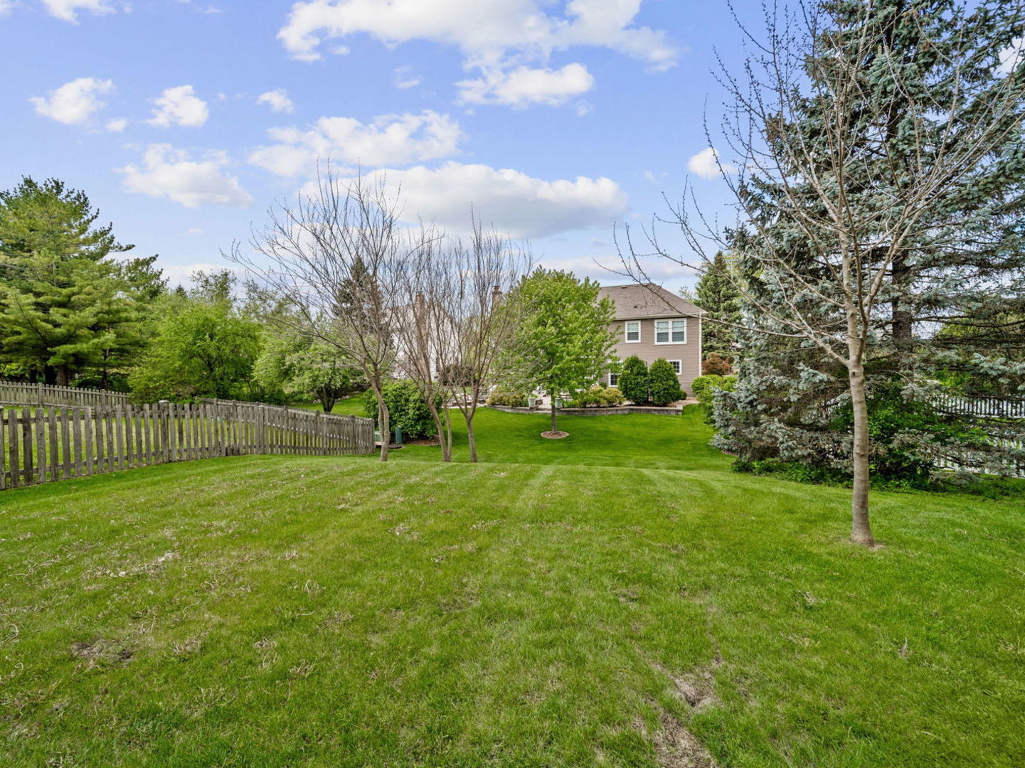 1433 Polo Drive, Bartlett, IL 60103