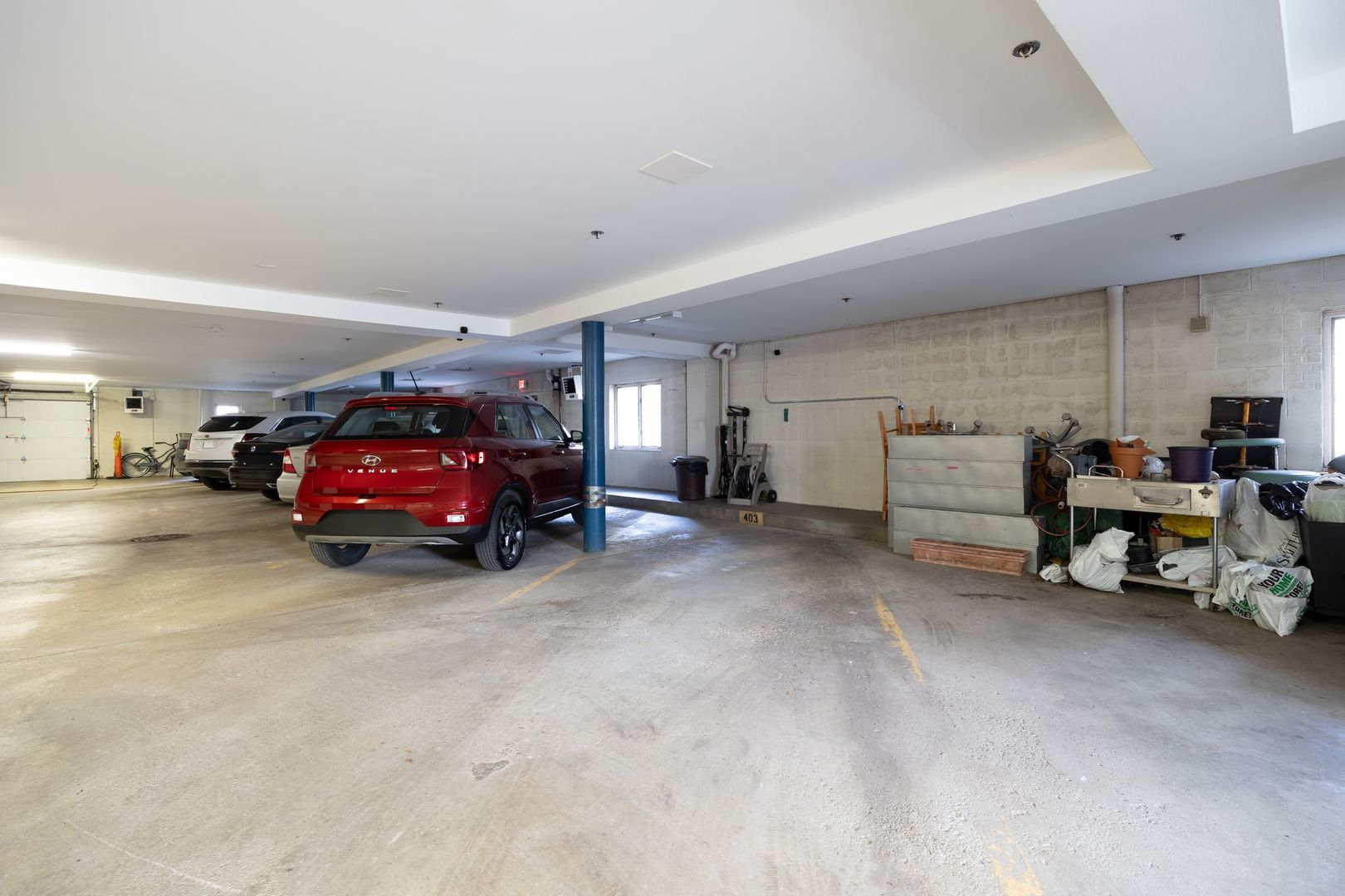 10 Trafalgar Square #403, Lincolnshire, IL 60069