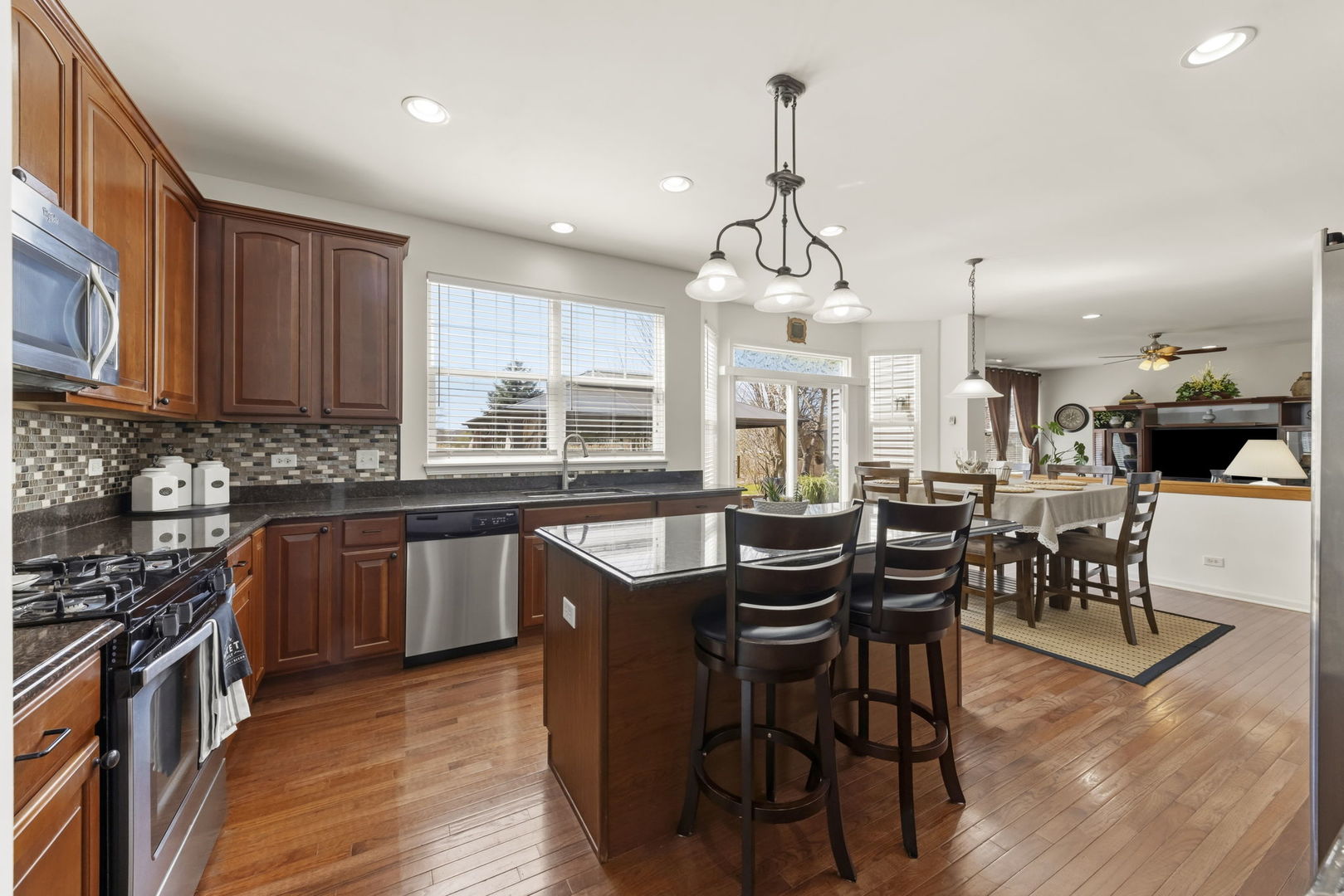 12937 Grande Poplar Circle, Plainfield, IL 60585