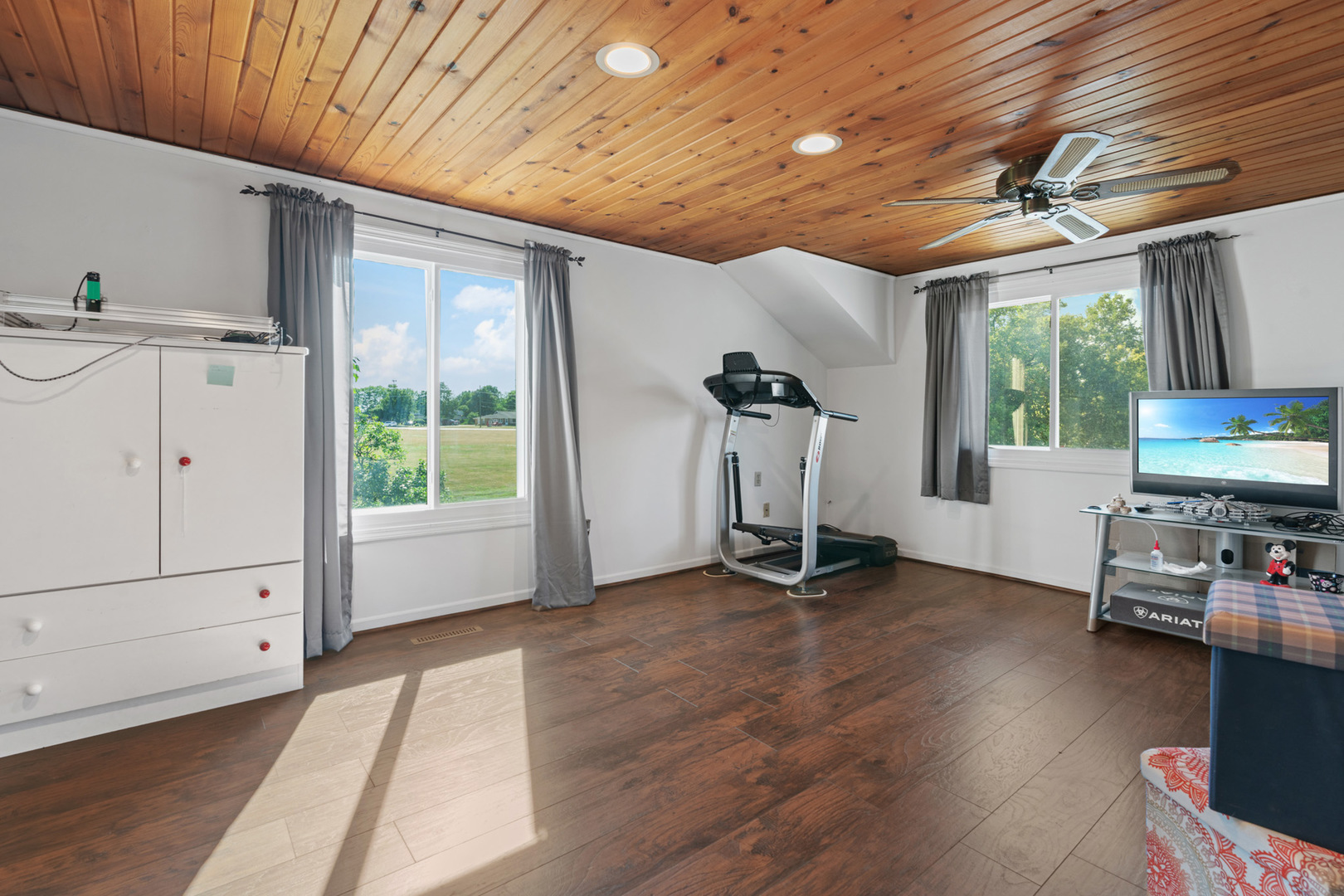 206 Washington Street, Oswego, IL 60543