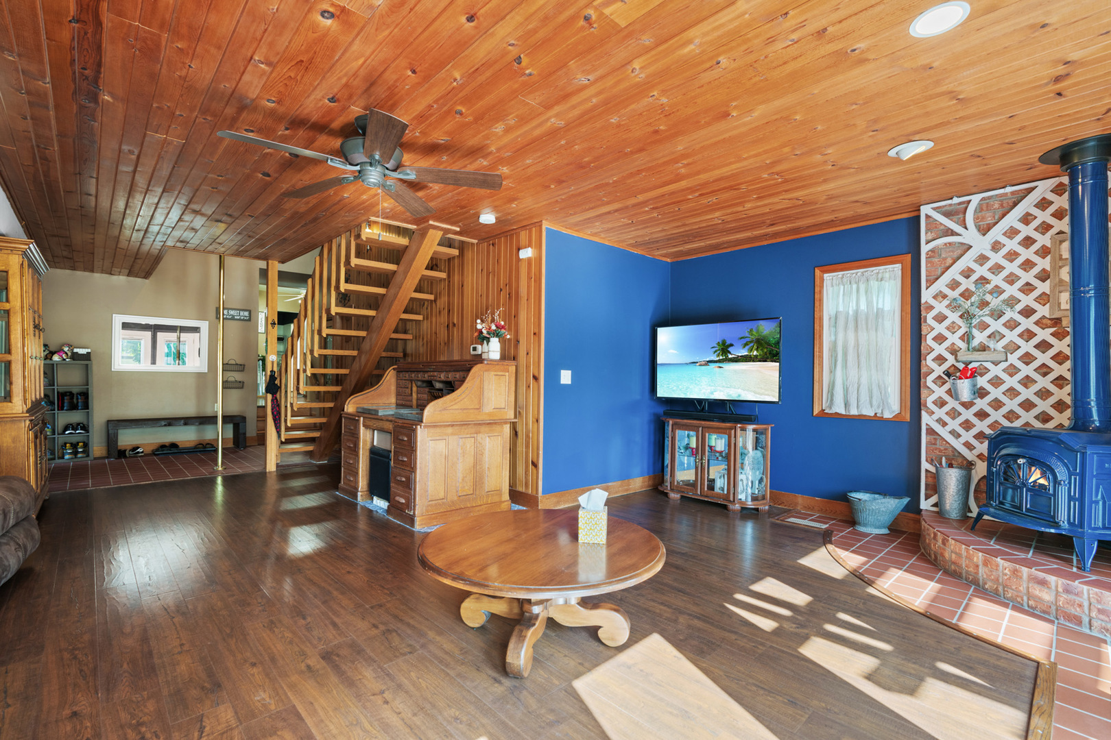 206 Washington Street, Oswego, IL 60543