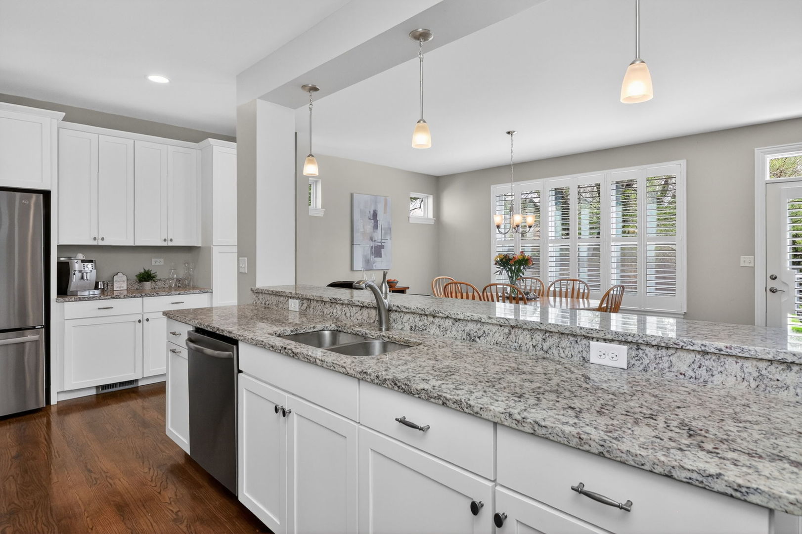 1039 Carol Street, Downers Grove, IL 60516