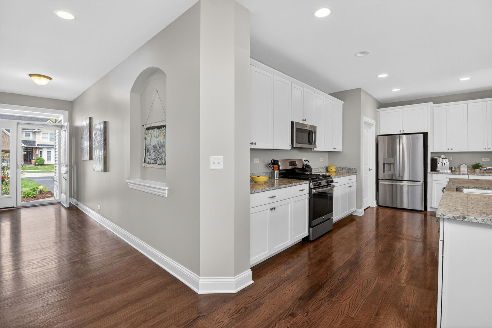 1039 Carol Street, Downers Grove, IL 60516