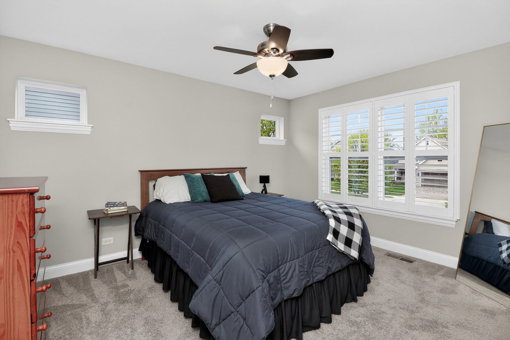 1039 Carol Street, Downers Grove, IL 60516