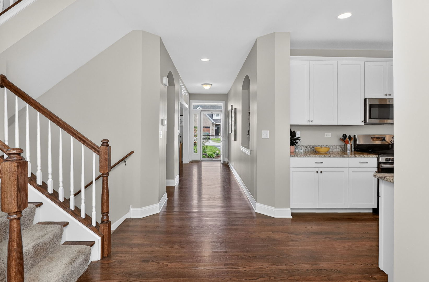 1039 Carol Street, Downers Grove, IL 60516