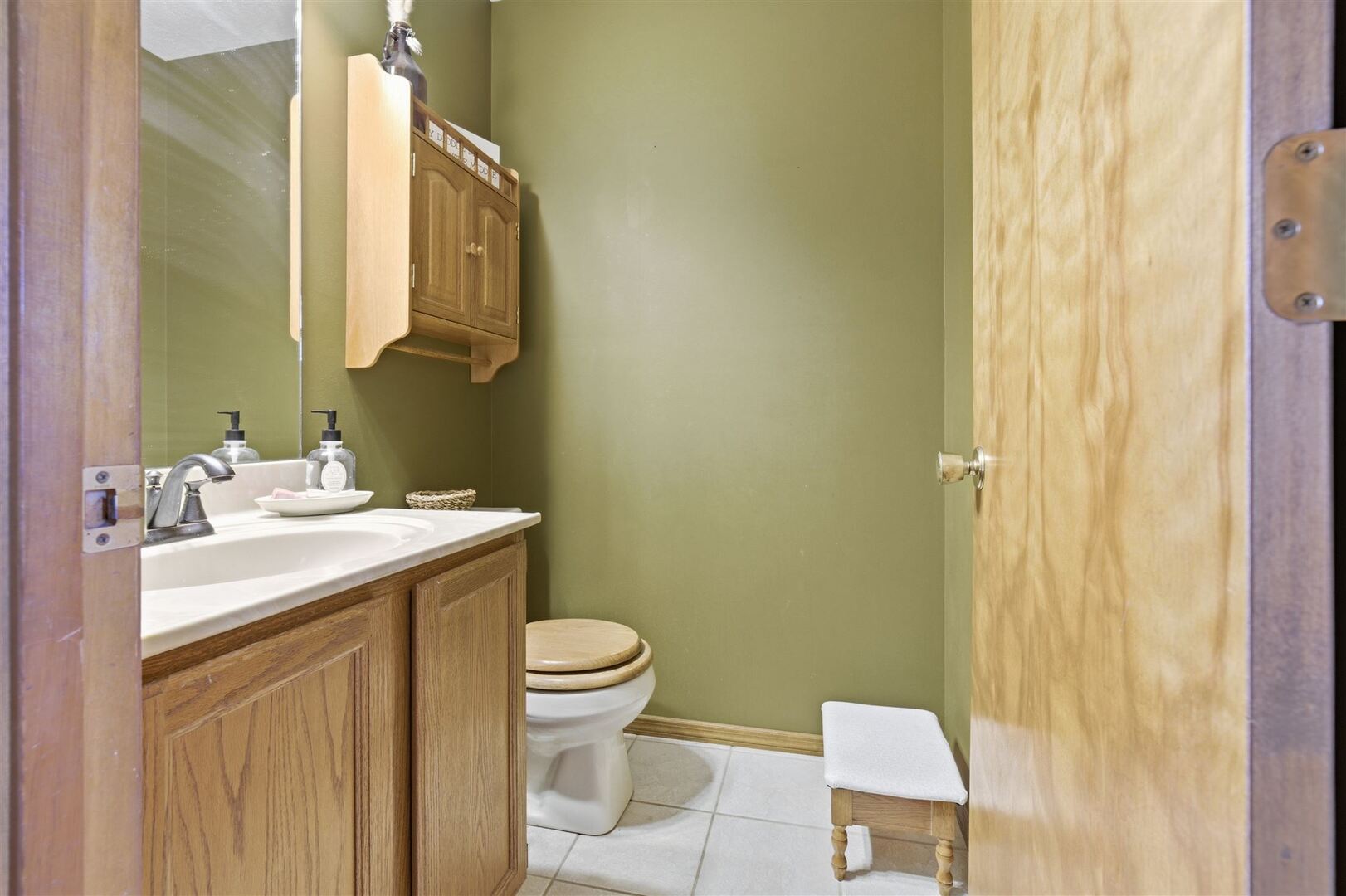 35 Aberdeen Way, Bloomington, IL 61704