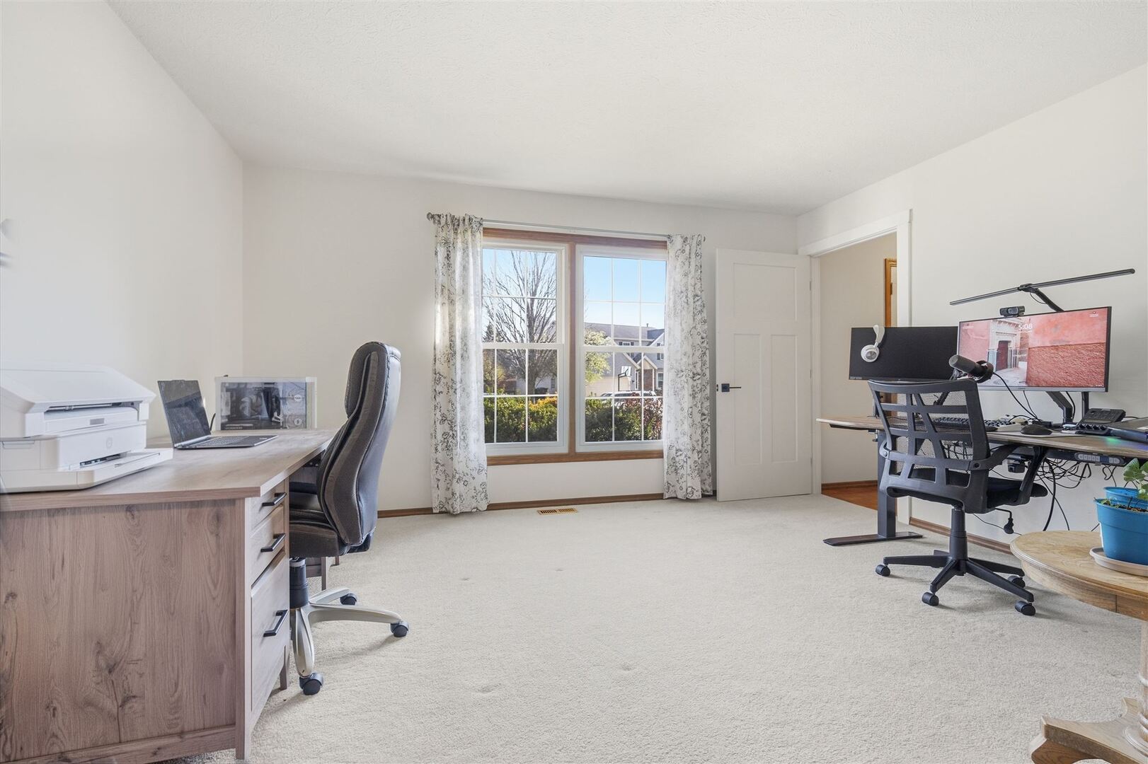 35 Aberdeen Way, Bloomington, IL 61704