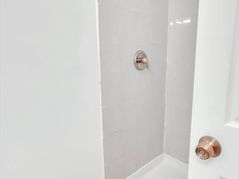 3518 W Lexington Street, Chicago, IL 60624