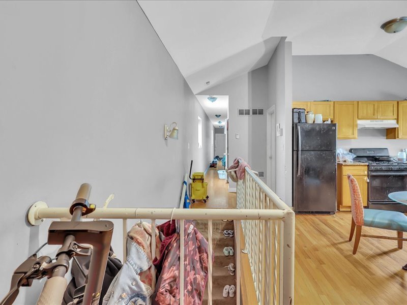 3518 W Lexington Street, Chicago, IL 60624