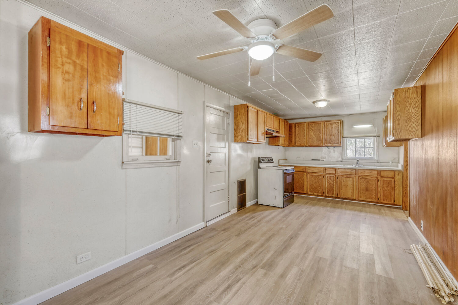 1705 Norfolk Avenue, Crete, IL 60417