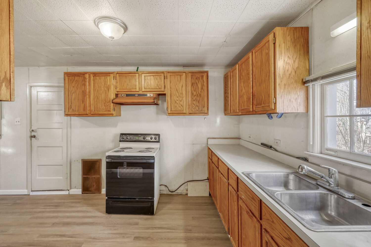 1705 Norfolk Avenue, Crete, IL 60417