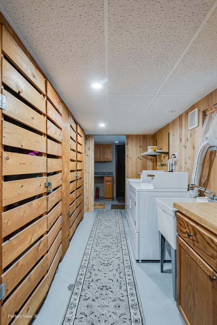 10114 Devon Court, Rosemont, IL 60018