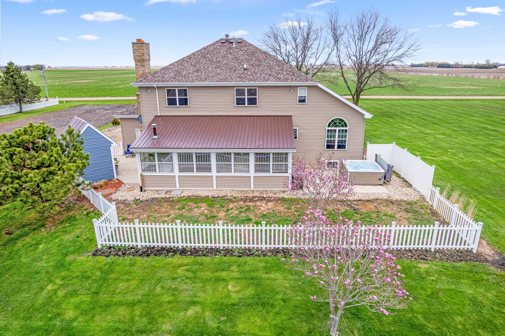 1758 N 44th Road, Leland, IL 60531