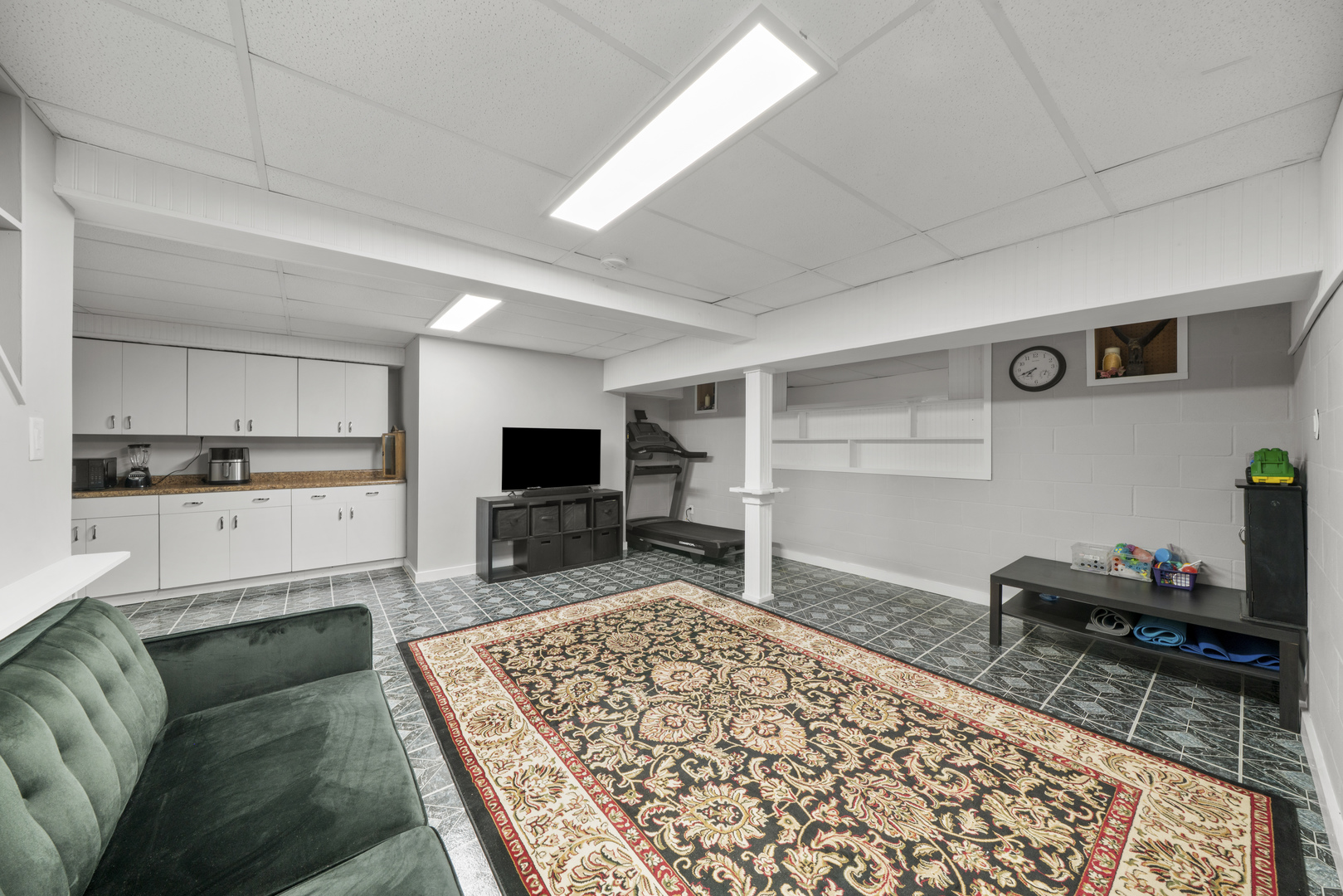 1758 N 44th Road, Leland, IL 60531