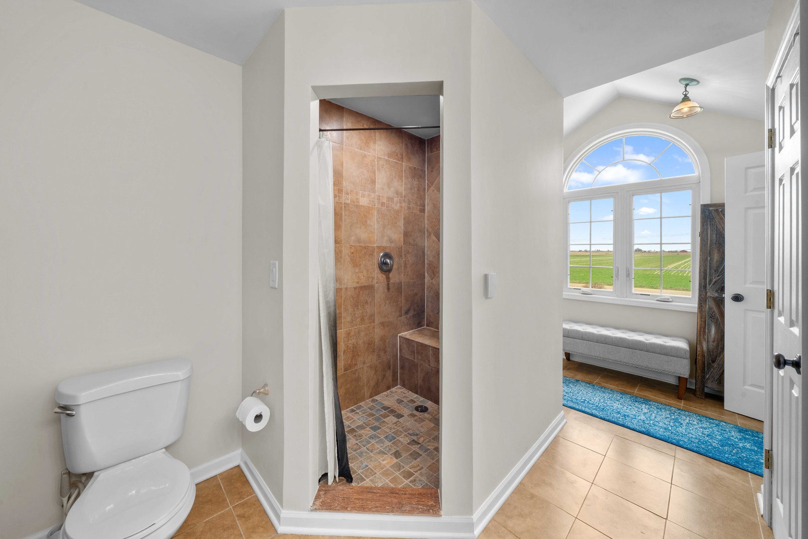 1758 N 44th Road, Leland, IL 60531