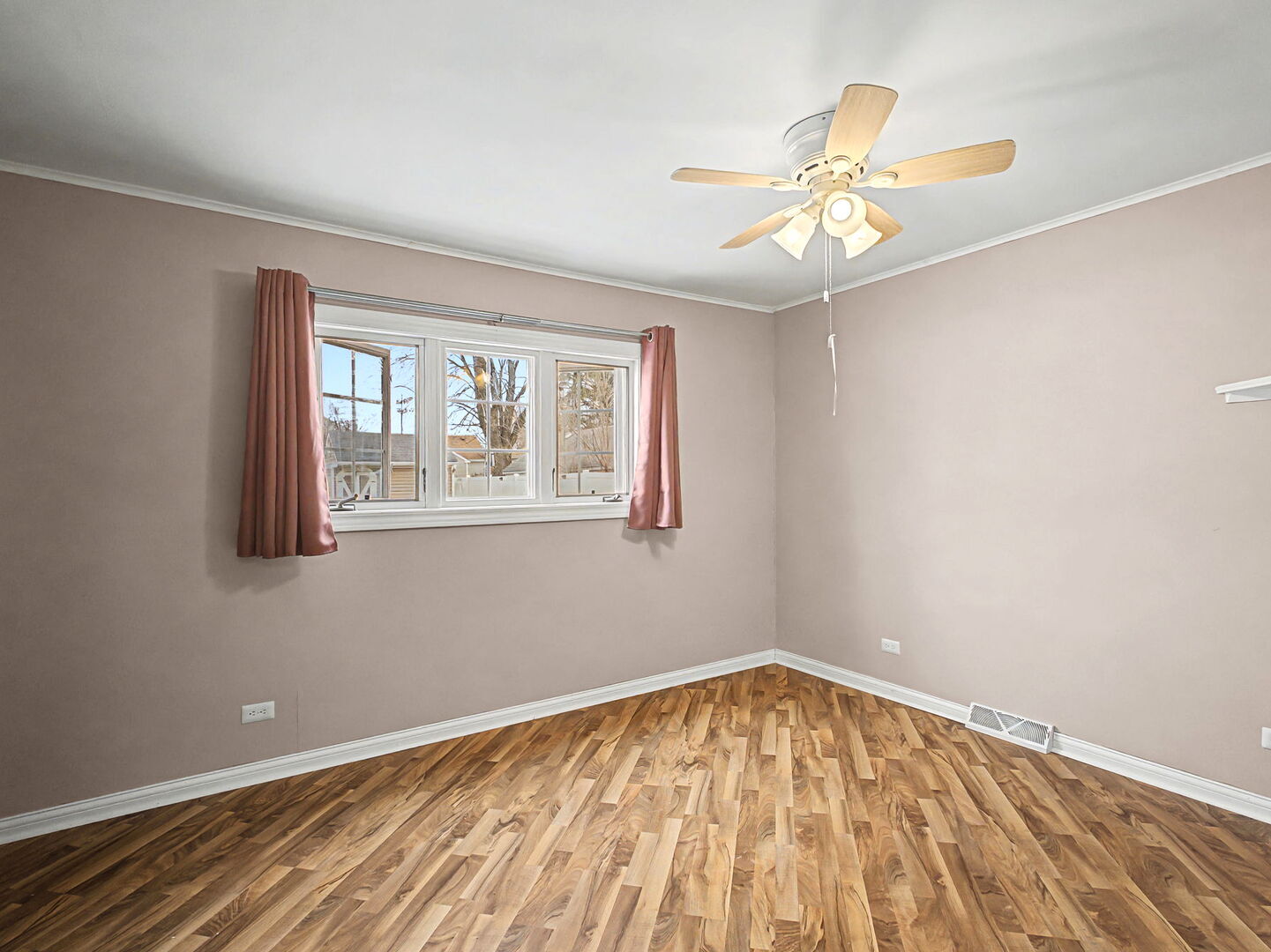 8621 Natchez Avenue, Burbank, IL 60459